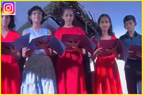 ** Silent night, holy night ** sung by Junior Choir of Hendala Baptist Church in Chinese Language 